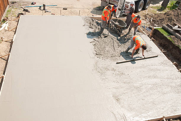 Best Affordable Concrete Contractor  in Ohkay Owingeh, NM